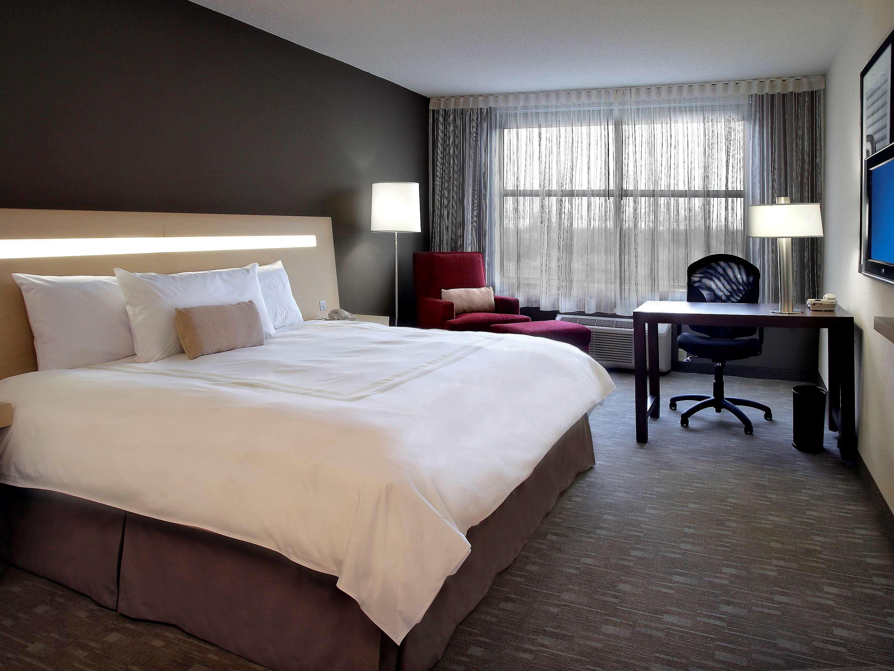 Novotel Montreal Aeroport دورفال المظهر الخارجي الصورة