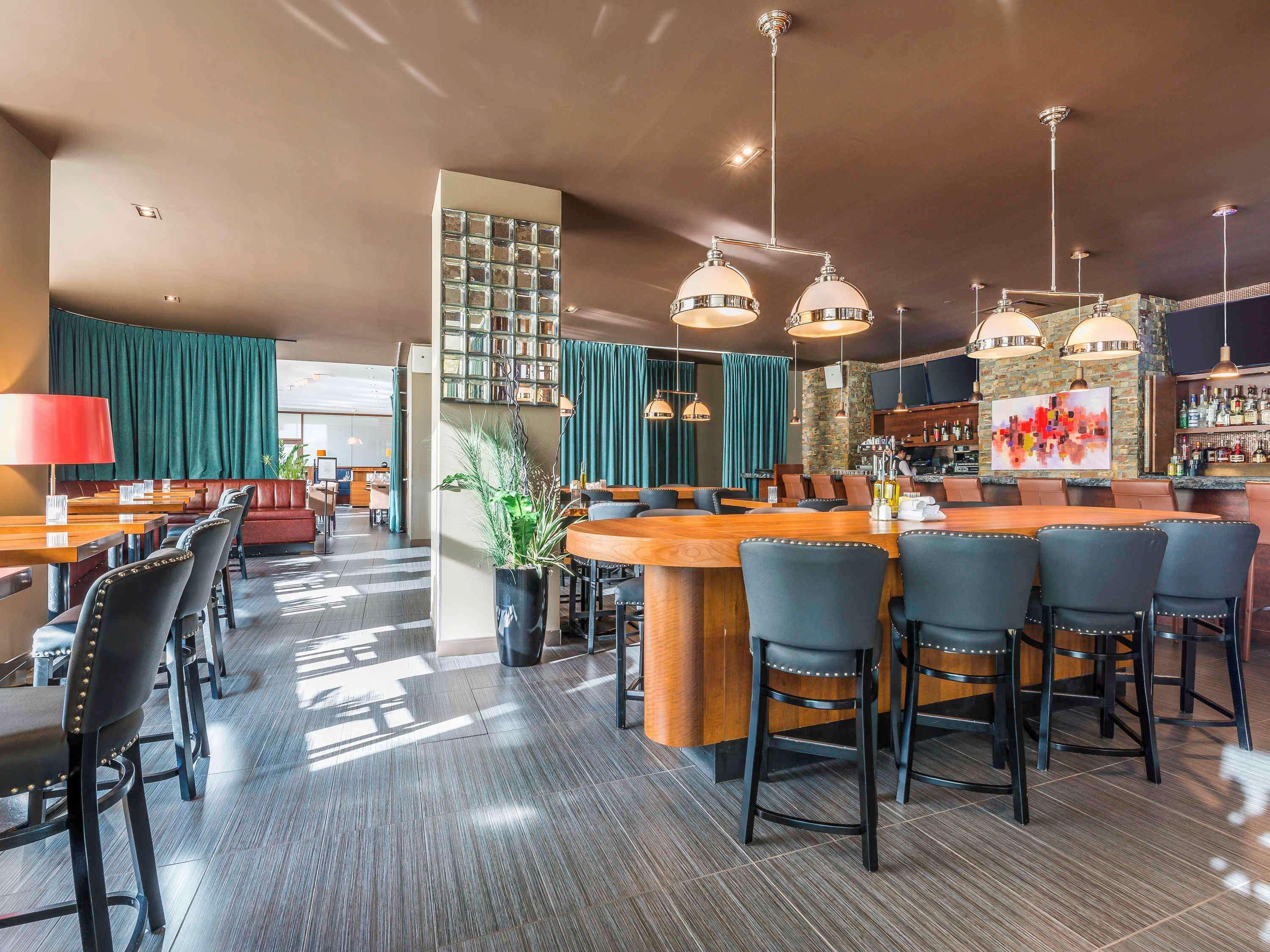 Novotel Montreal Aeroport دورفال المظهر الخارجي الصورة