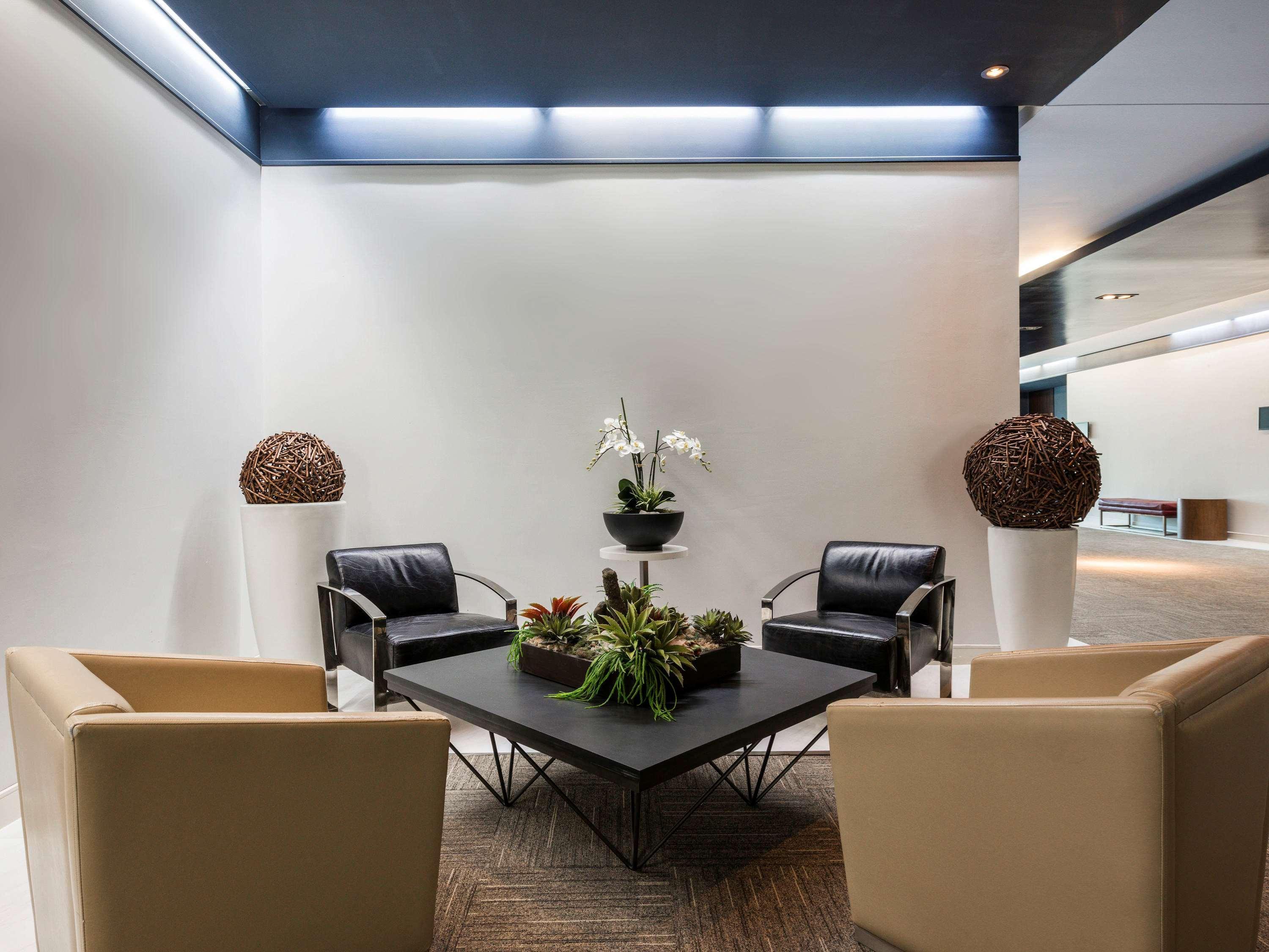Novotel Montreal Aeroport دورفال المظهر الخارجي الصورة