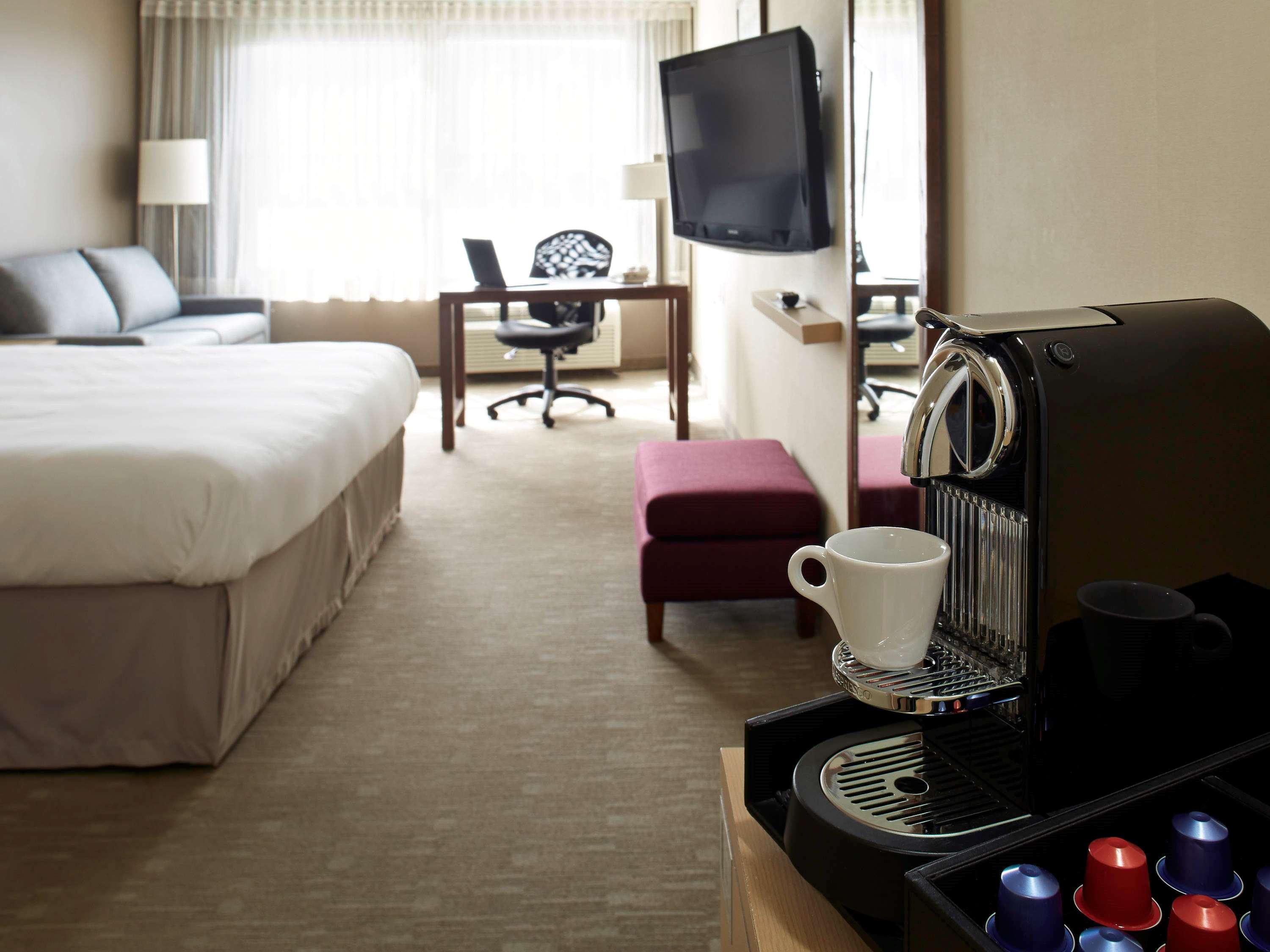 Novotel Montreal Aeroport دورفال المظهر الخارجي الصورة